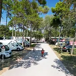 Lido 营地 3*